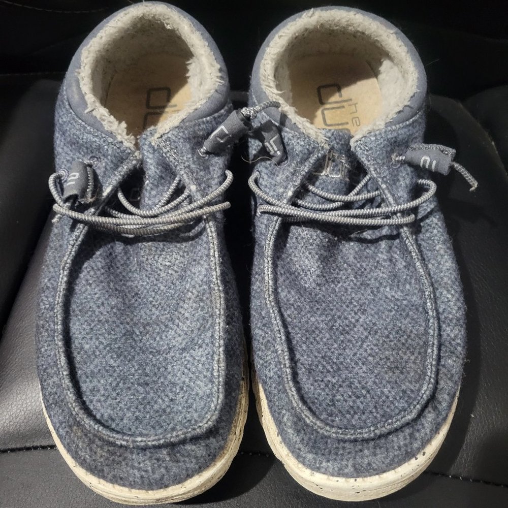 Womens Hey Dude Fleece lined wendy - size 9